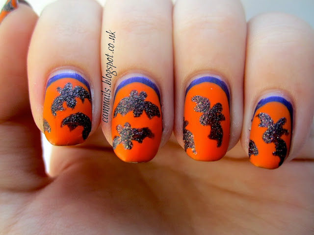 bats-halloween-nail-art-manicure-texture-orange