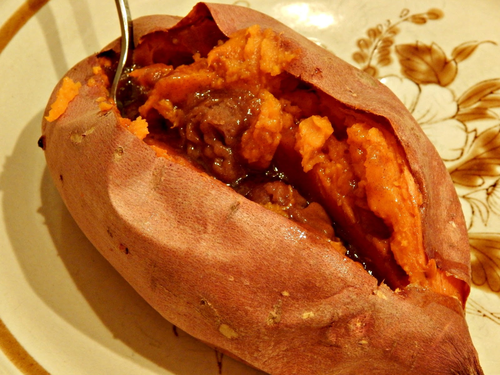 Kandy's Kitchen Kreations Baked Sweet Potatoes with Cinnamon Brown