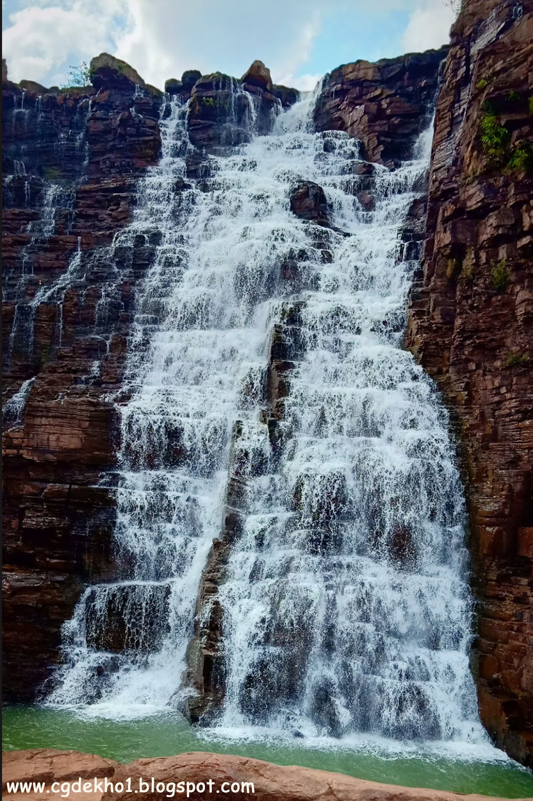 Tirathgarh waterfall ,Kanger Ghati in Bastar ( तीरथगढ़ जलप्रपात कांगेर
