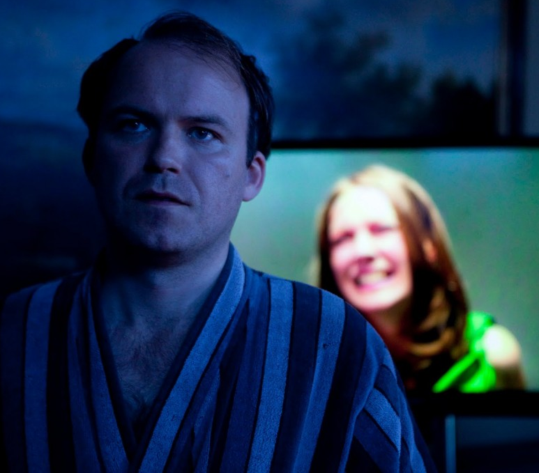 Black Mirror Saison 1 Le journal de Feanor: BLACK MIRROR – SAISON 1