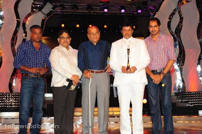 Lux Sandal Cinemaa Awards 2011 Photo Gallery