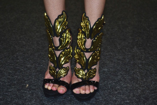 palm leaf heels