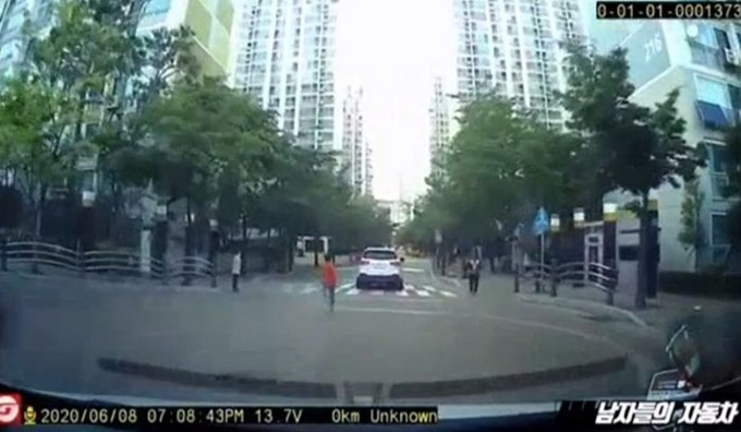 이미지에 대체텍스트 속성이 없습니다; 파일명은 53o232l43lqj35a9p224.jpg 입니다.