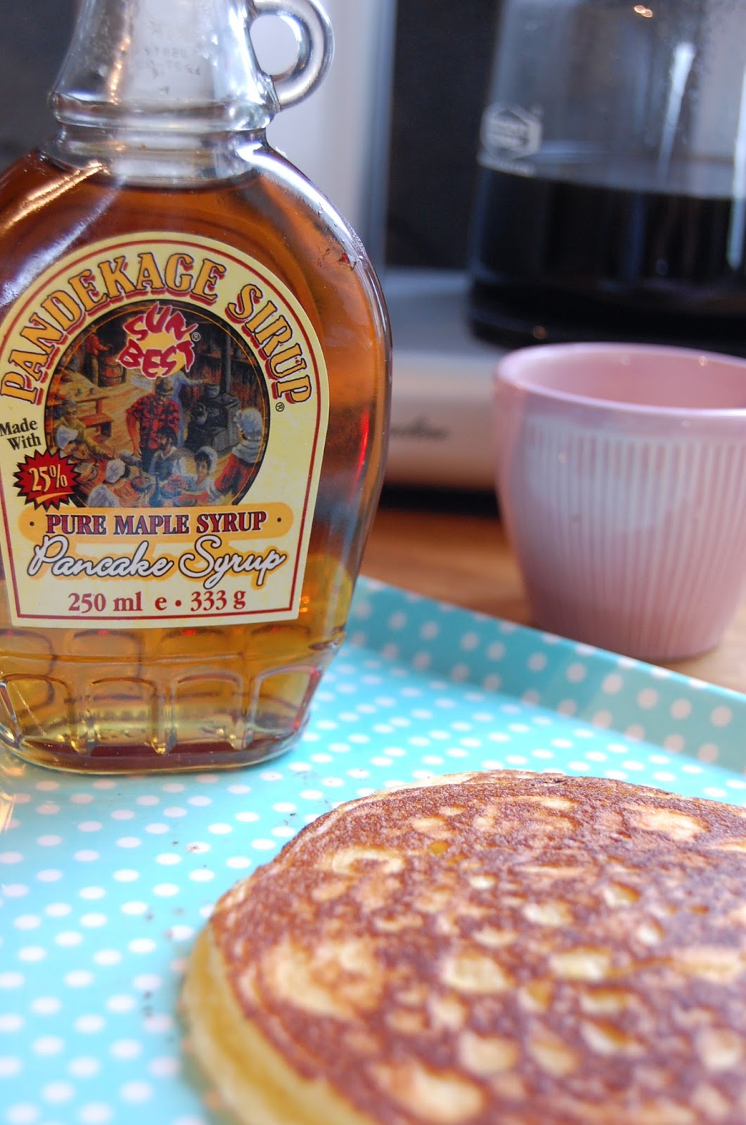 Cirkusvillan Mandelpannkakor med lönnsirap