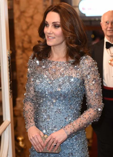 Kate Middleton wore Jenny Packham Gown, Oscar de la Rentacabrina pumps, Jenny Packham Casa Crystal clutch