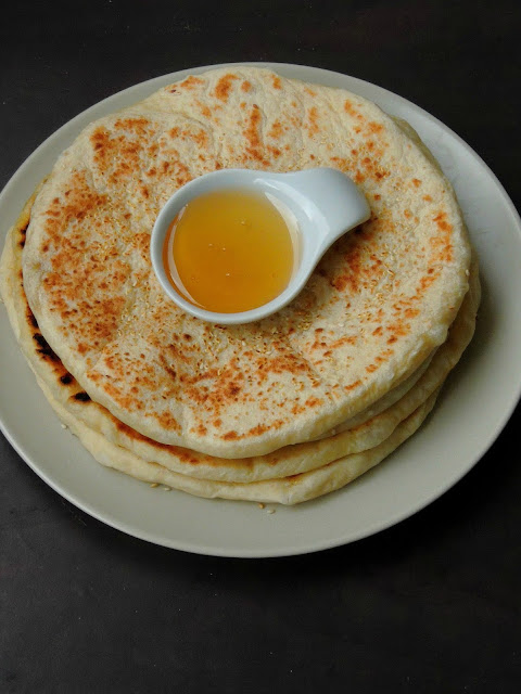 Zanzibar Sesame Bread,Mkate Wa Ufuta Zanzibar Sesame Bread,Mkate Wa Ufuta