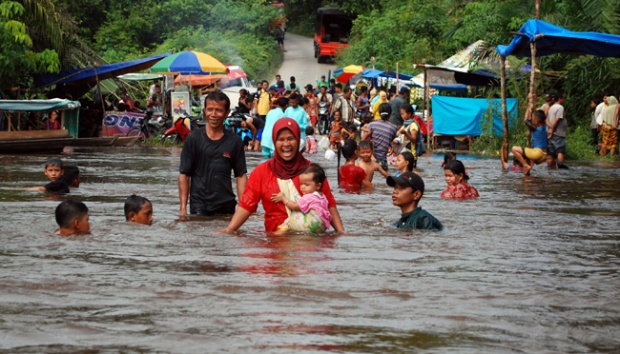 Contoh Teks Eksplanasi Fenomena Alam Tentang Banjir Seiket Digital