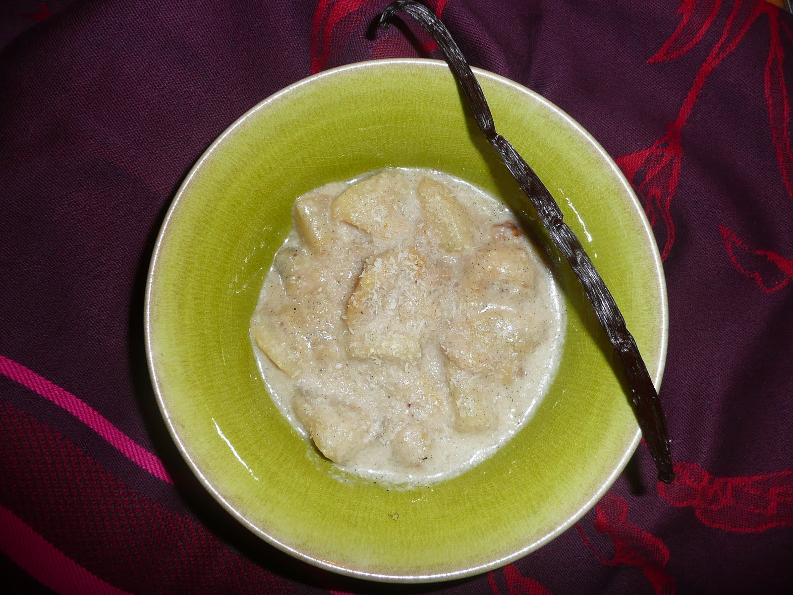 Petits cahiers en cuisine Compote poiresbananes au lait de coco