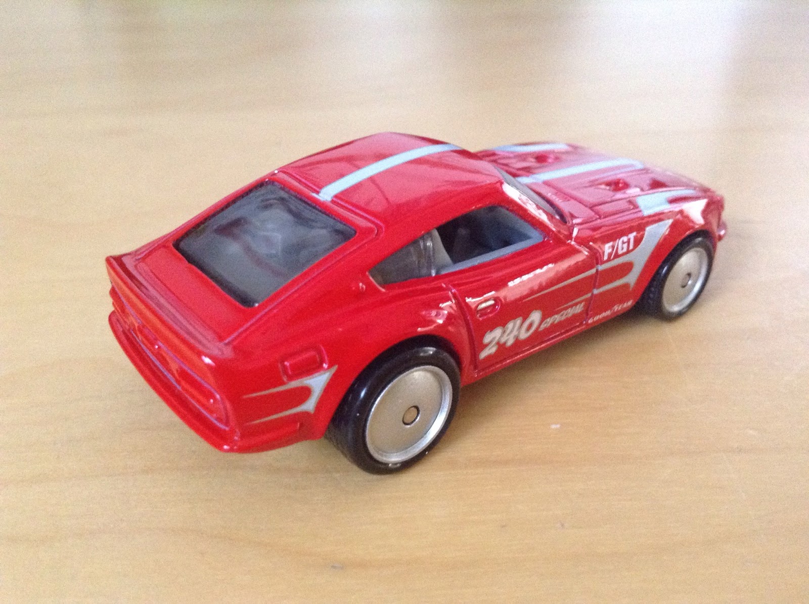 Hot wheels datsun 240z