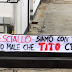 Modena, striscione inneggiante a Tito fuori la sede del circolo identitario La terra dei Padri