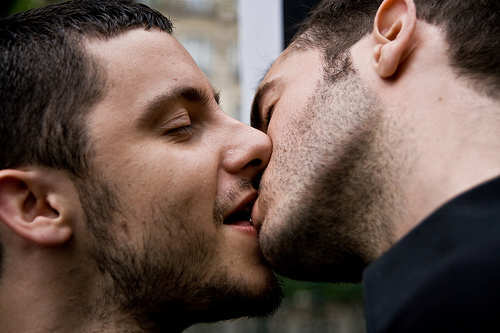 Kiss Gay Guys 91
