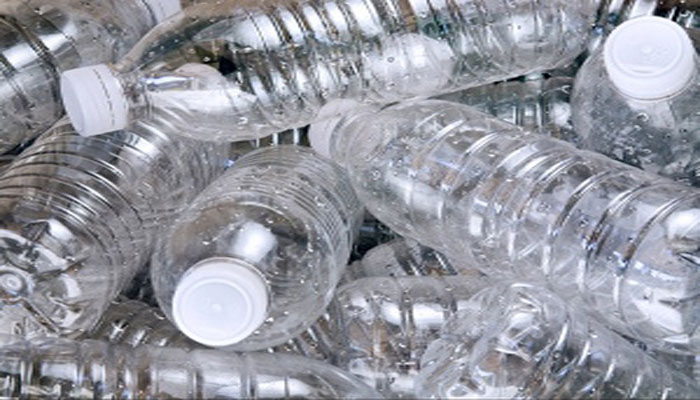  Manfaat sampah plastik