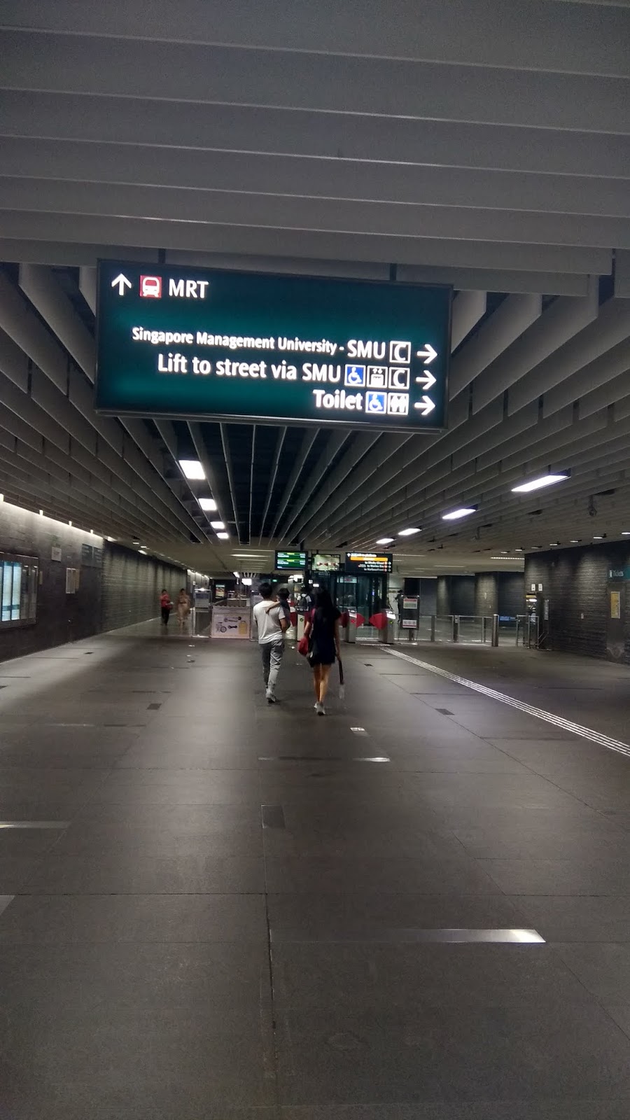 seharian di singapore, 24 jam di singapore, singapore 2018, jalan-jalan ke singapore, belanja di singapore, singapore great sale,