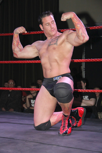 WWE superspear - destination UK: 
