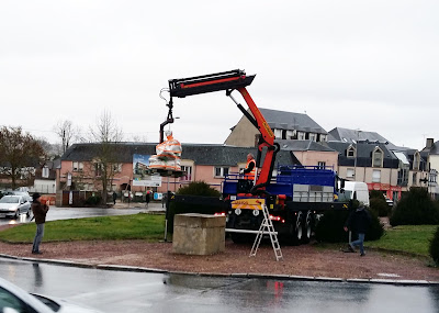 L'exilé place Thorel Louviers retrouver tête, perdue puis…