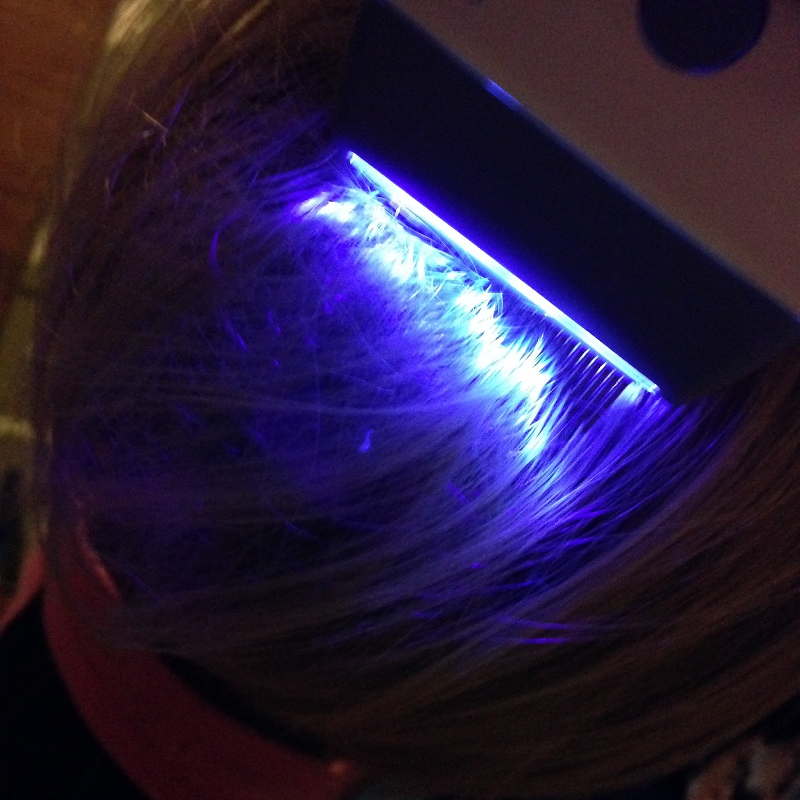 Чем вреден ультрафиолет для волос