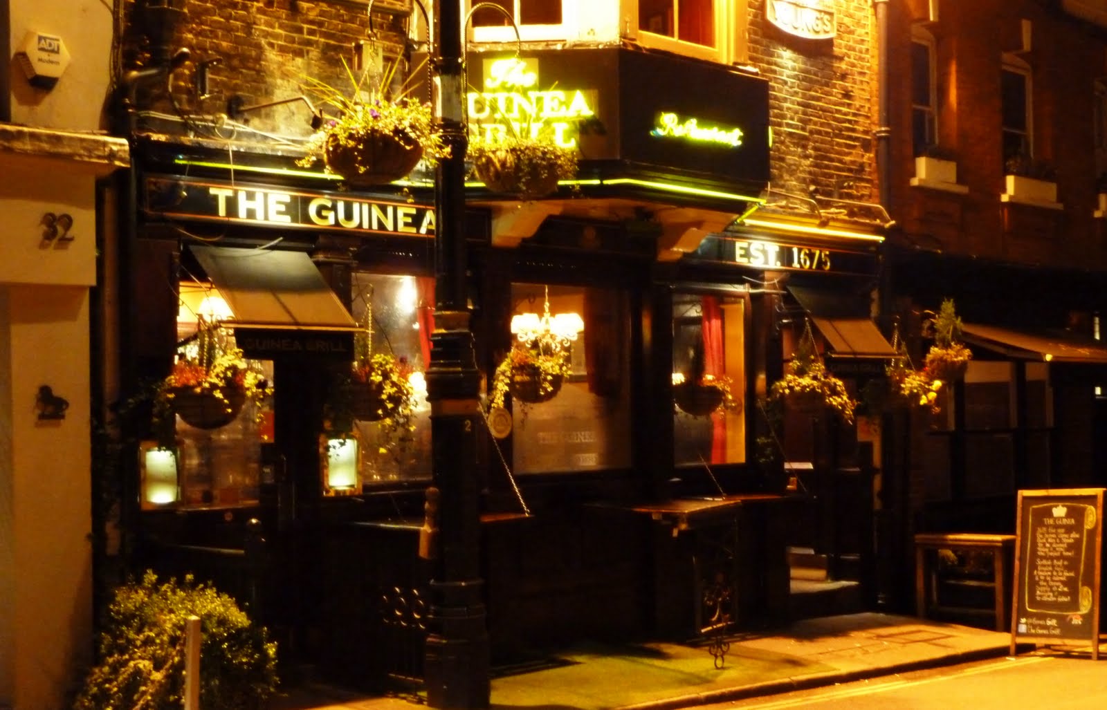 Compulsion hvis du kan Tegne Stonethrower's Rants: The Guinea Grill - London