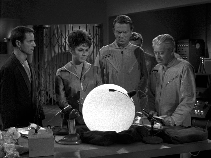 My Life in the Glow of The Outer Limits: Episode Spotlight: 