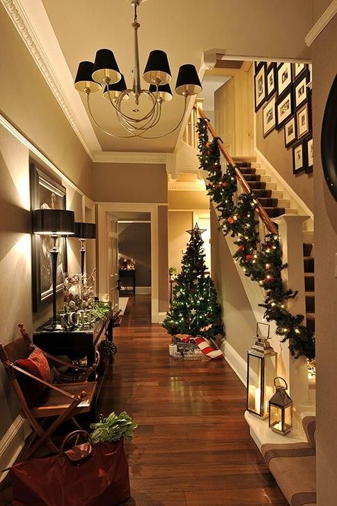 25 Christmas Decor Ideas For Your Entryway  Holidays Blog For You