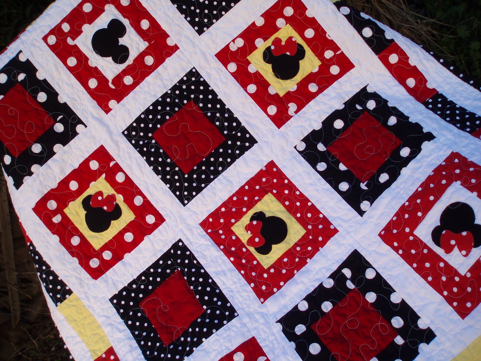 mama-roux-a-disney-inspired-quilt