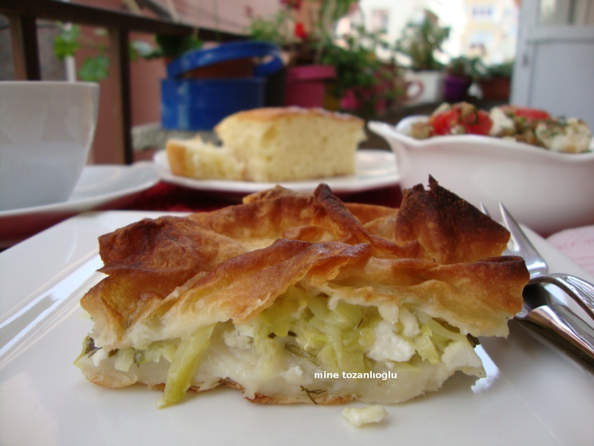 MİNE TOZANLIOĞLU Sodalı Kabaklı Börek, Sanki Su Böreği