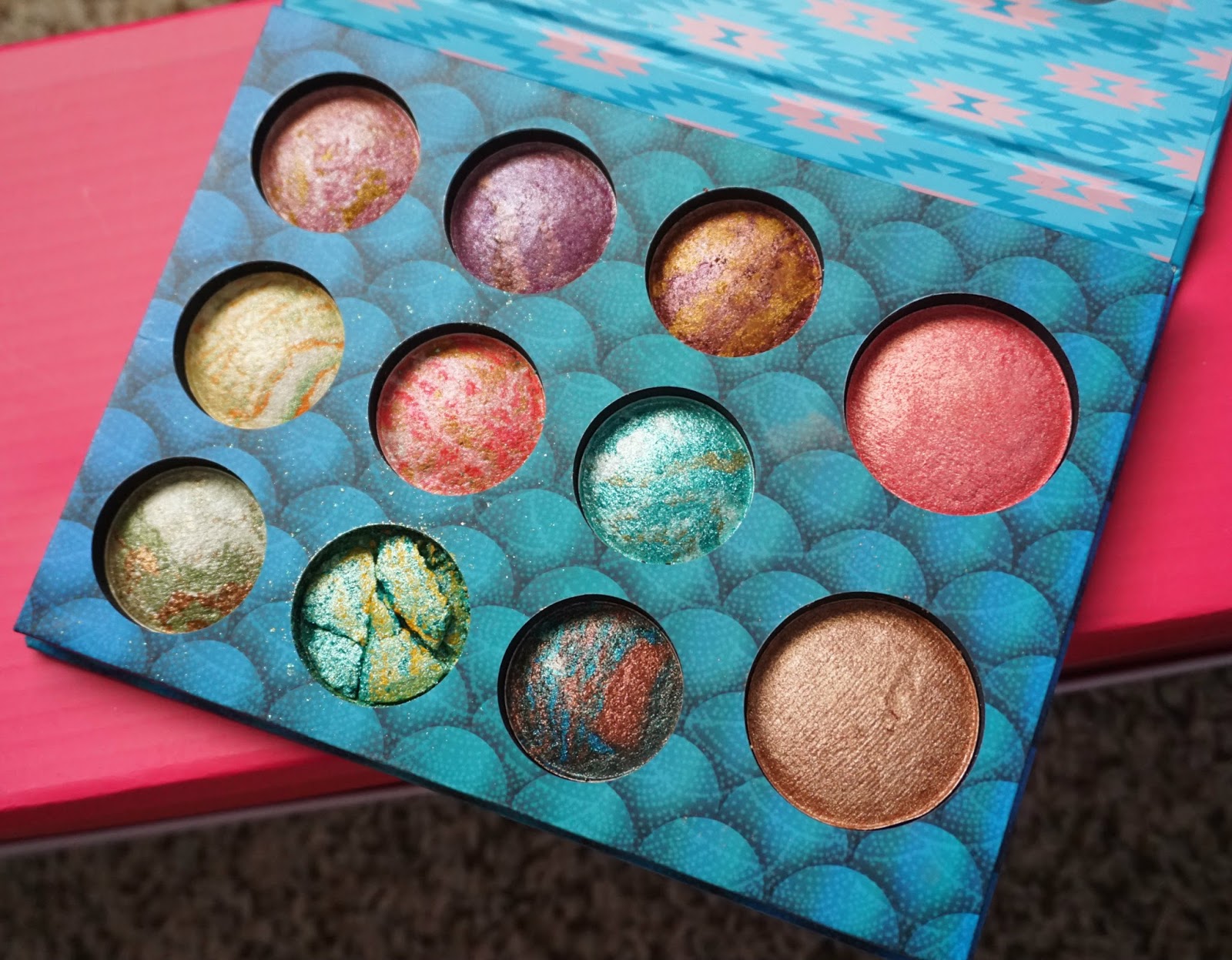 Makeup, Fashion & Royalty Review bh Cosmetics Wild & Alluring Baked