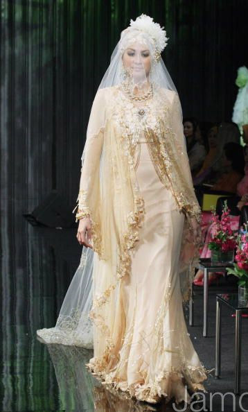 Modern Muslim Wedding Dresses Design With Veil