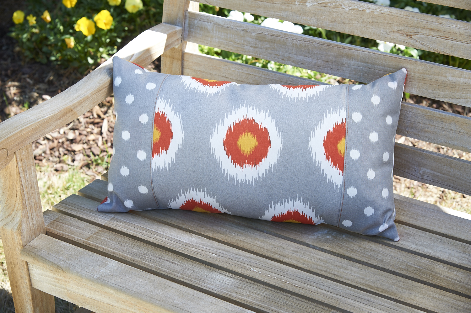 Canadian Quilting CQA/ACC Outdoor Pillows Tutorials