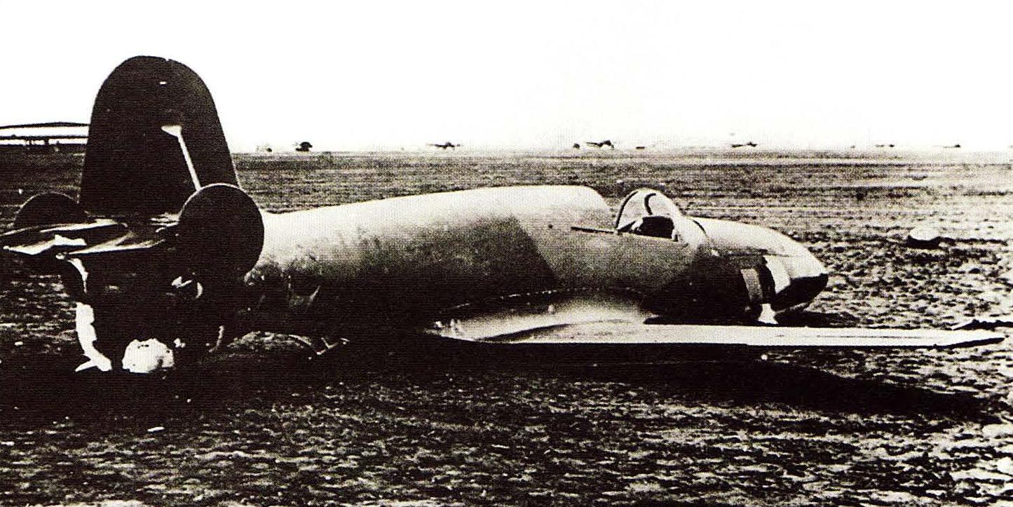 Первый в мире реактивный. Би-1 самолет Бахчиванджи. Первый Советский реактивный самолёт би-1.. Самолет Бахчиванджи би 2. Реактивный самолет би-1.