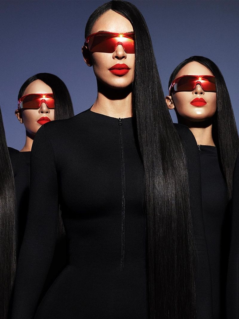 Futurnex: Las de sol Kardashian West by Carolina Lemk son un buen complemento futurista para tus