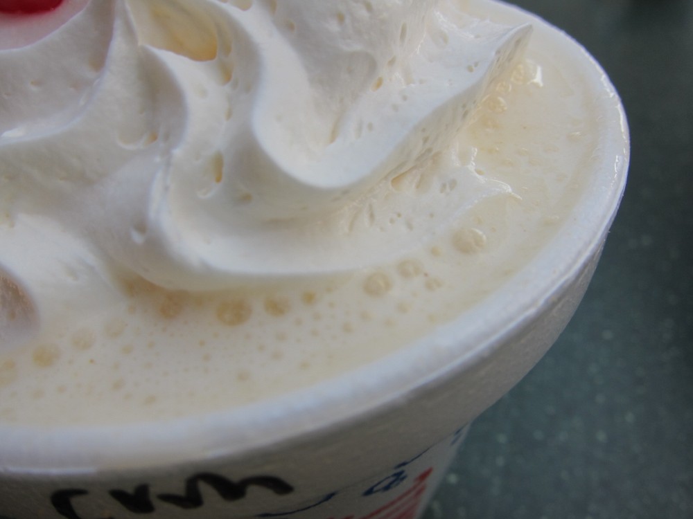 review-sonic-coconut-cream-pie-shake-brand-eating