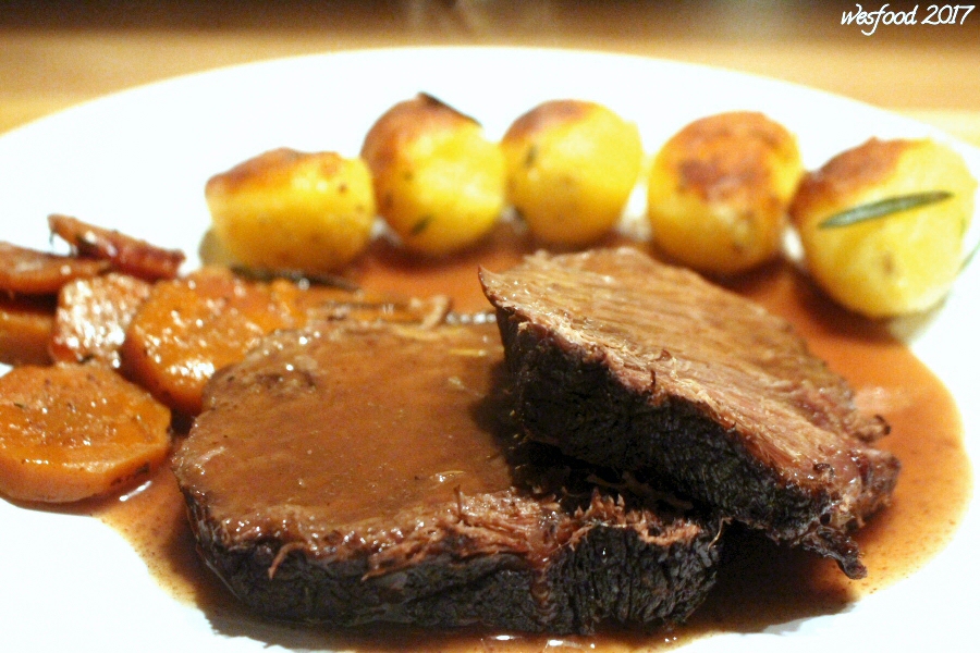WesFood - Herr Westerhausen kocht ...: Brasato al Barolo