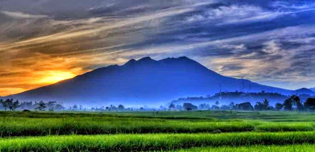 Gunung Lawu di Karanganyar, Jawa Tengah