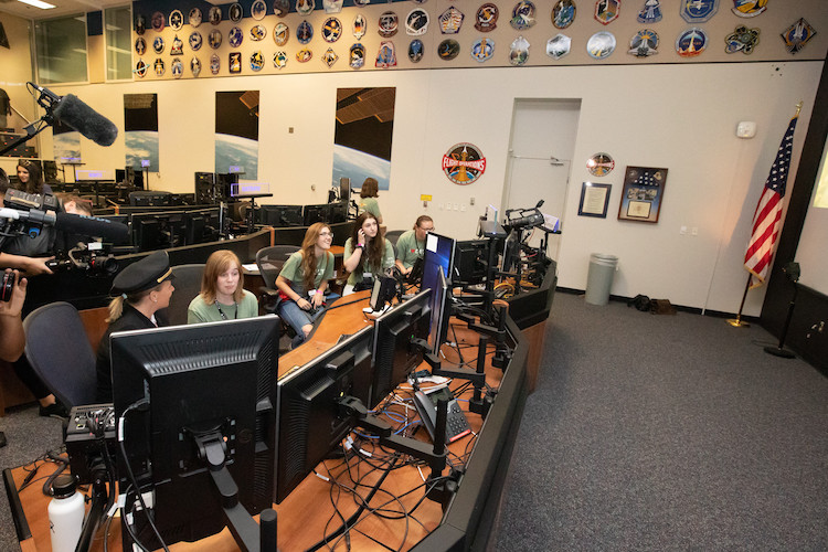 All-Female Delta Crew Flew 120 Young Women To NASA All-Female Delta Crew Flew 120 Young Women To NASA