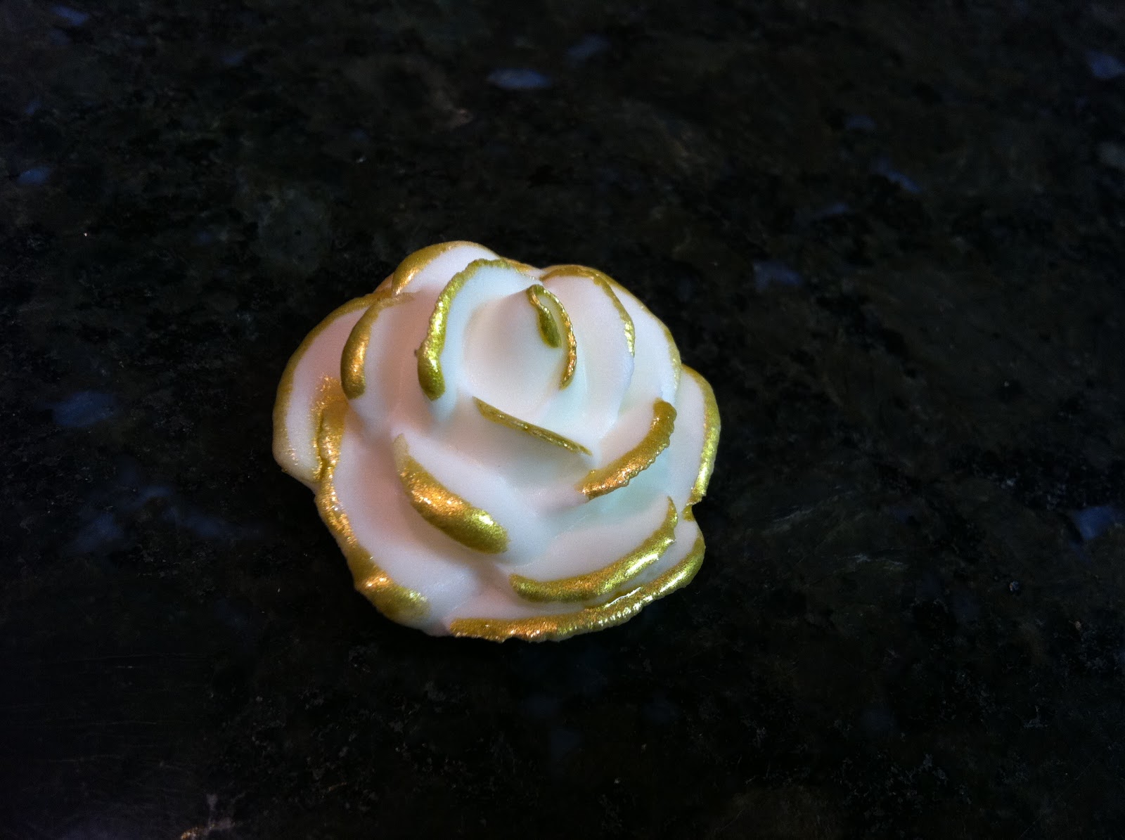 The Iced Queen Painting Icing Gold