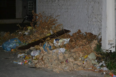 As ruas de Macau continua cheia de Lixo