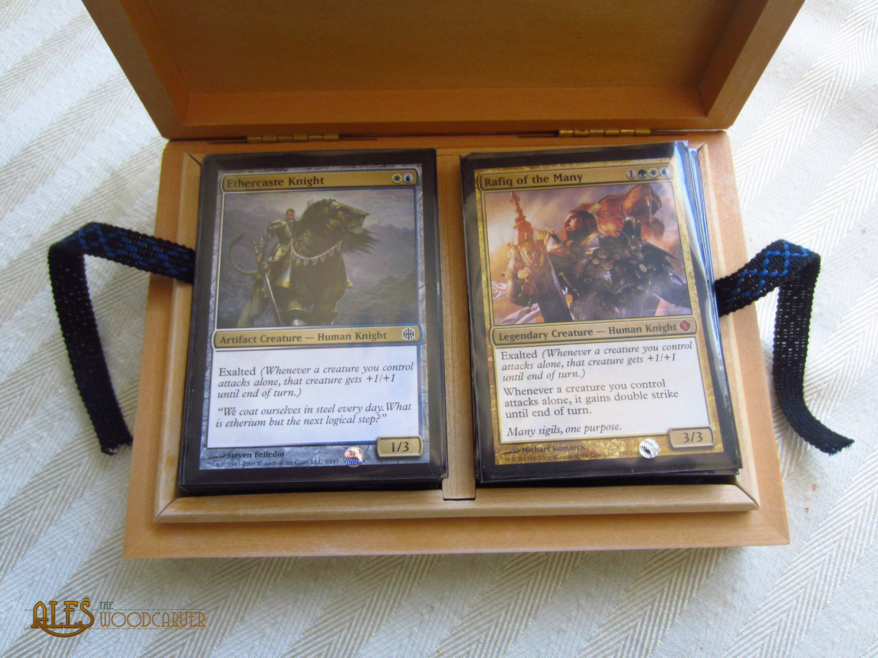 Ales the woodcarver Chip carved card box Magic the Gathering
