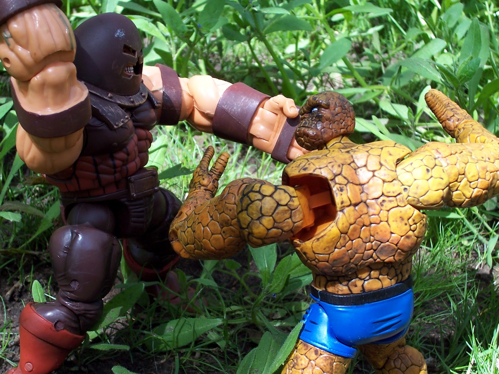 G.I. Jigsaw: Marvel Legends Thing versus Juggernaut