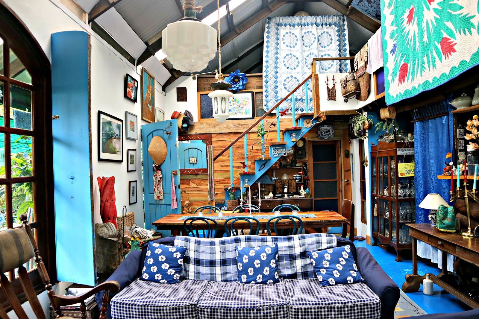 le coq bleu house