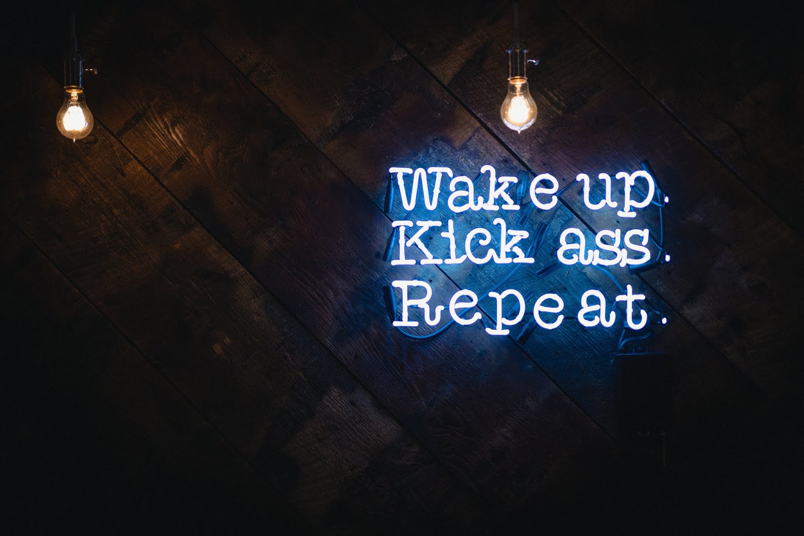How to not give a f*uck i mieć w poważaniu opinię innych