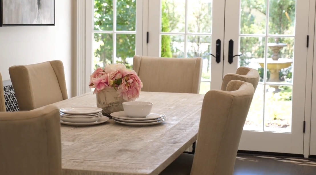 Tour 1501 Bryant St, Palo Alto, CA vs. 37 Interior Design Photos