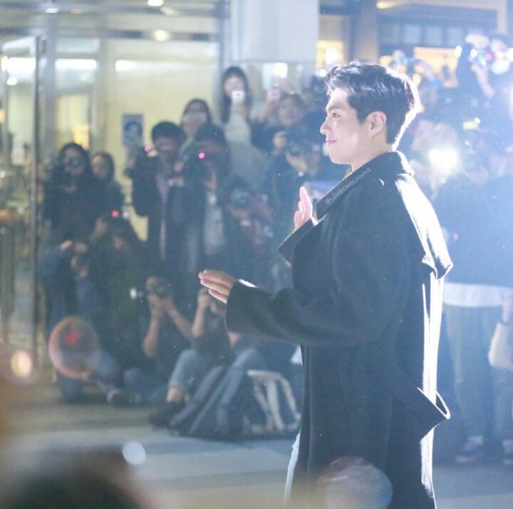 박보검 어제 코앞에서 보는것 같은 종방연 사진 | 인스티즈