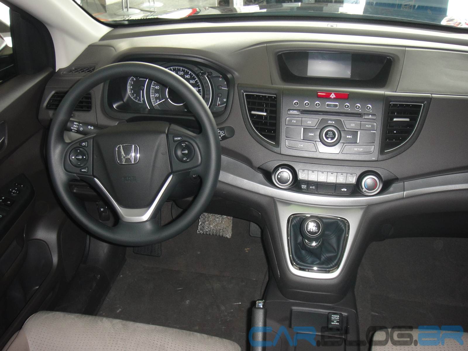 Honda CR-V LX Mecânico 2013: fotos, preço, consumo e ficha técnica