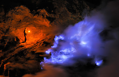 Blue Flame Ijen Crater, Banyuwangi