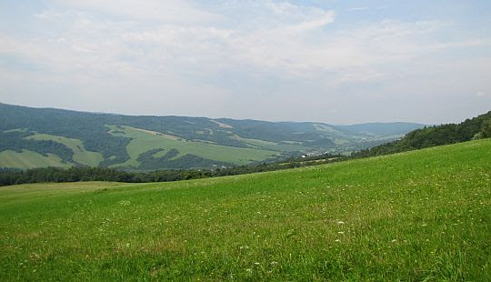 Widok w kierunku wsi Petrová. Widok w kierunku wsi Petrová.