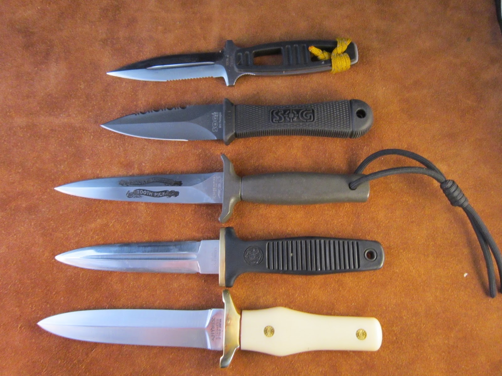 How to Buy and Sell Knives: the Internet or In-Person