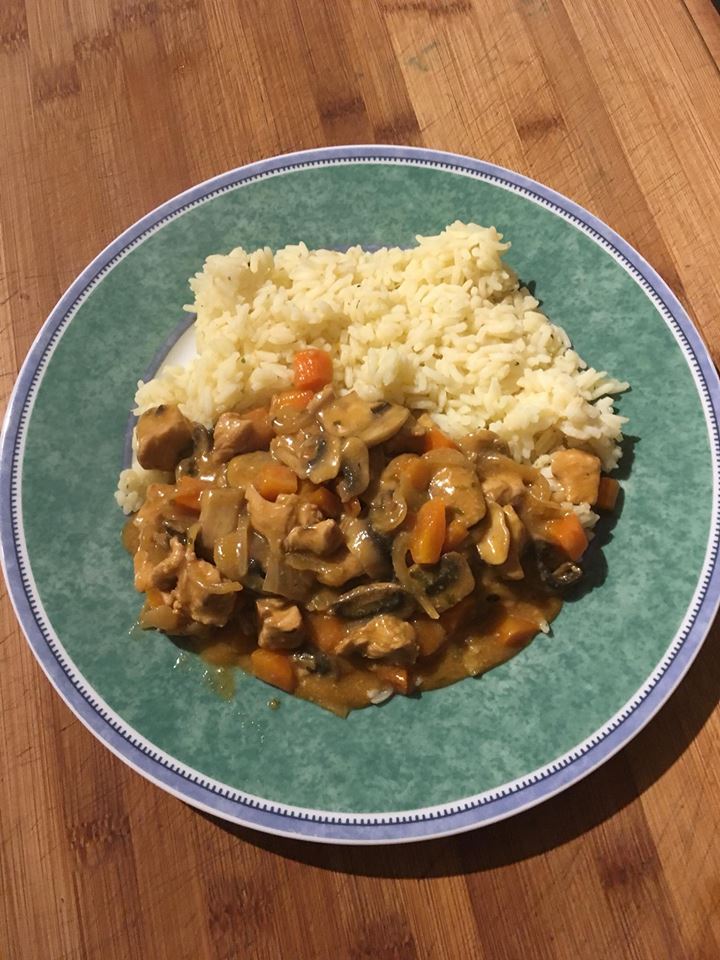 Puten-Gemüse-Pfanne mit Reis - Guten Appetit
