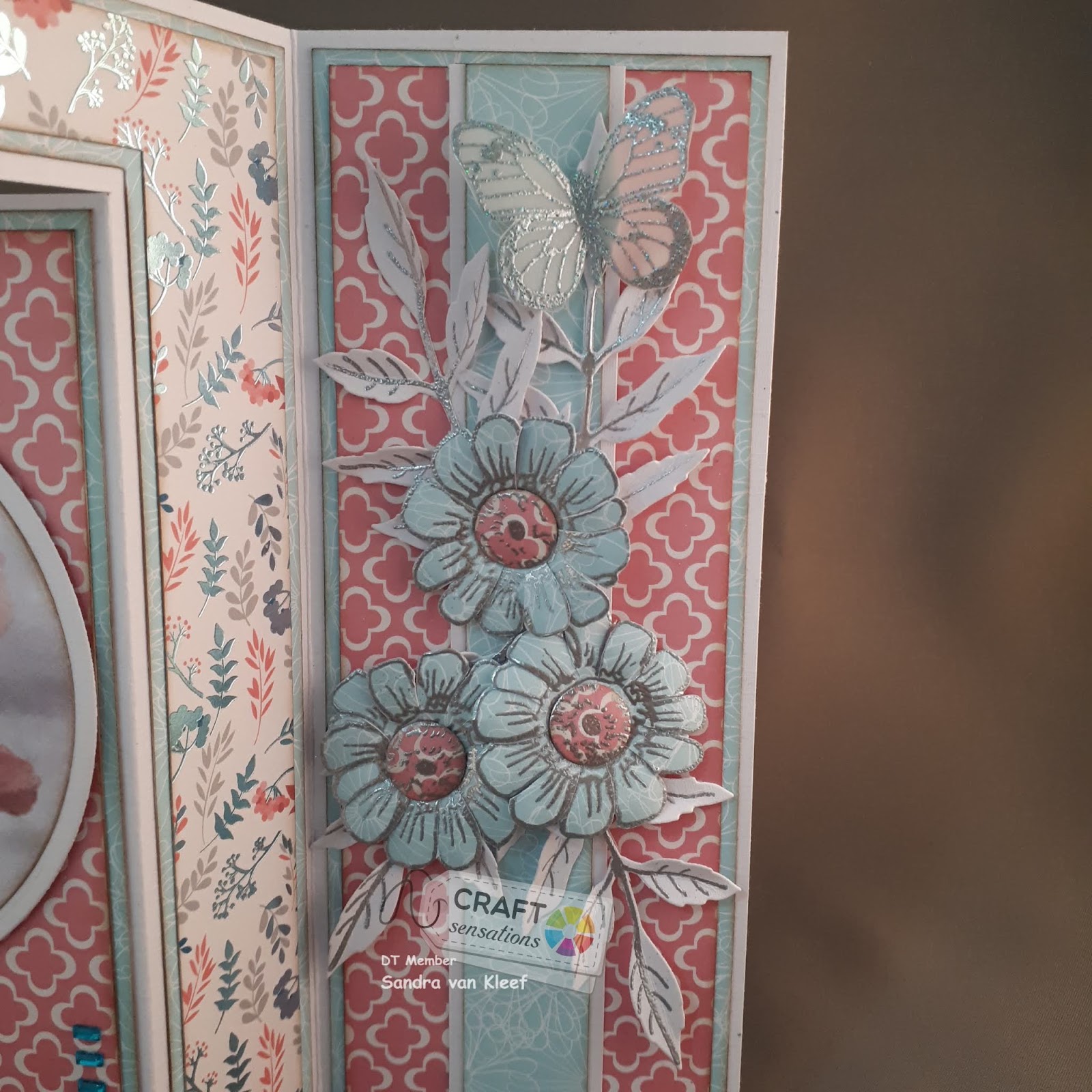 Craft Sensations Side panel fold card