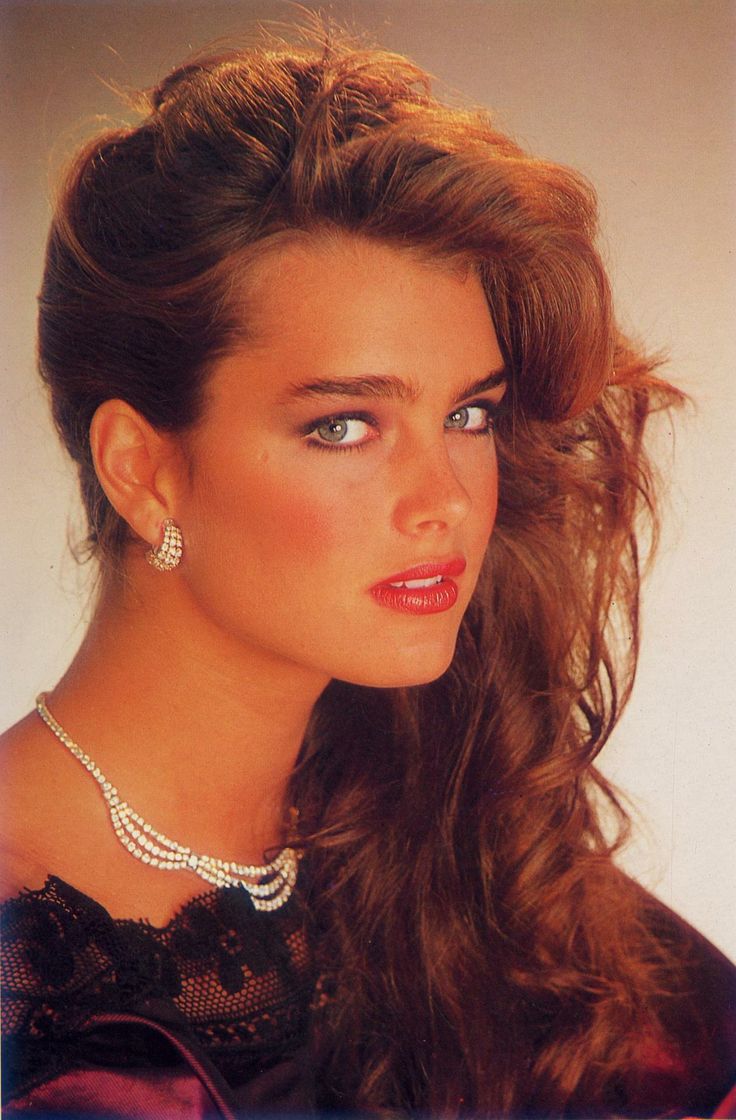 Slice of Cheesecake: Brooke Shields, pictorial