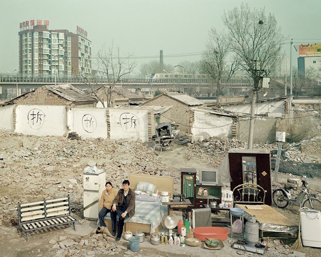 Familias chinas con todas sus cosas en una sola foto Por Huang Qingjun